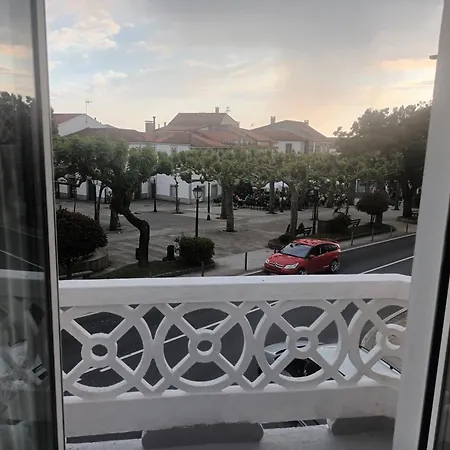 Apartamento Cafe Teatro Arzúa Esterno foto